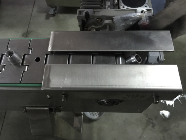 כובעים אוטומטיים falling.jpg