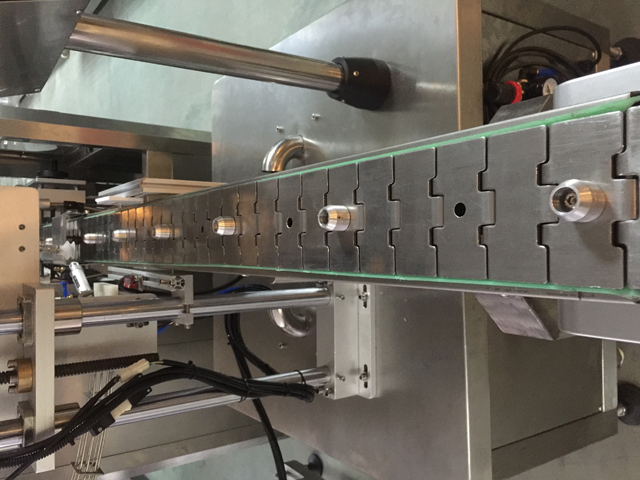 פרטים עבור shink labeling.jpg