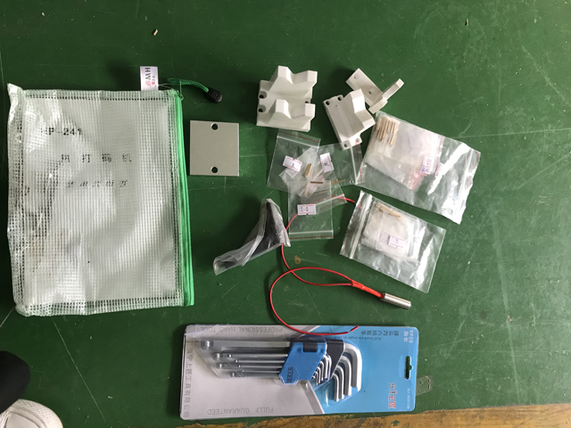 חלקי חילוף לשפתון תחתית labeling.jpg