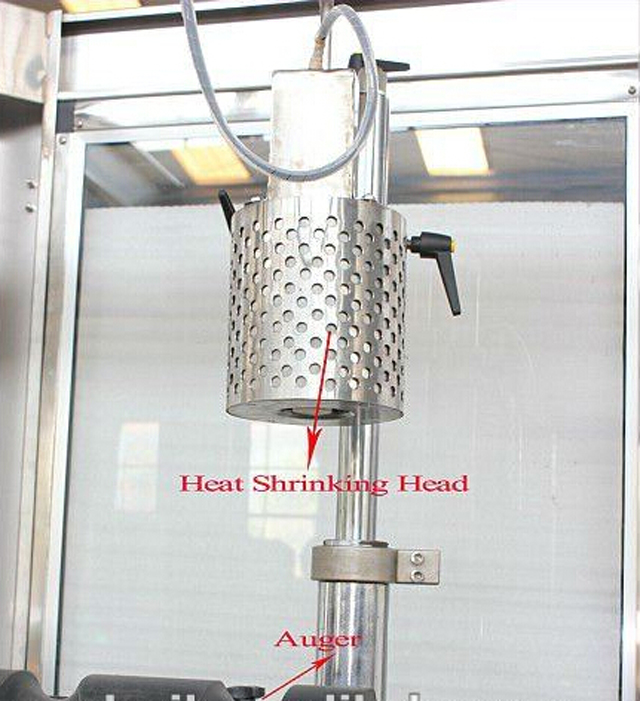 מכסה ראש עבור יין אדום.jpg