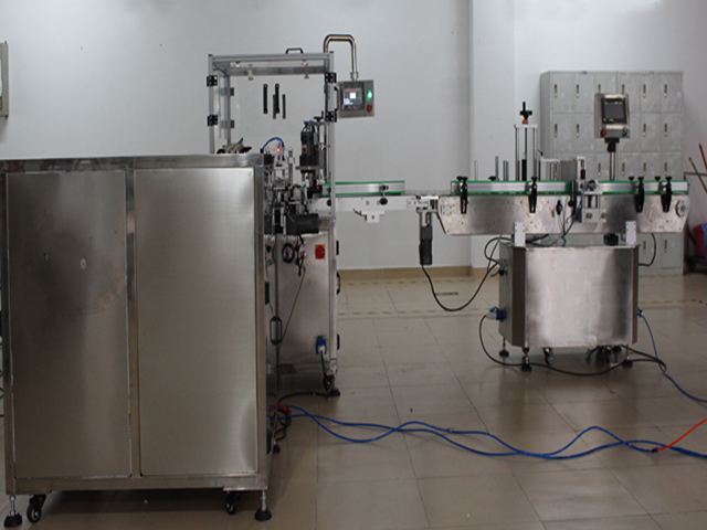 בקבוקים מסדרים ל-E liquid line.jpg