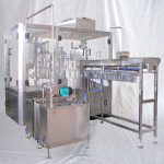 שקיות סטנד אפ אוטומטיות של זרבובית מכונת כיסוי למילוי מיץ חלב סויה