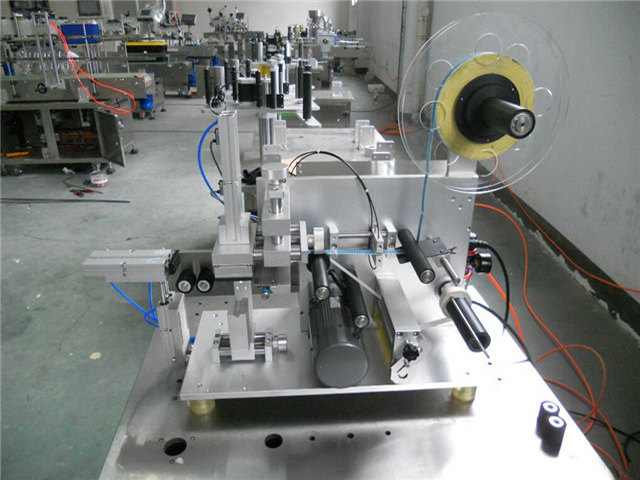 pneumatic labeling machinery תיוג חוט חשמלי.jpg