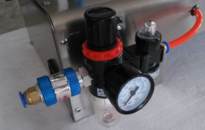 pneumatic liquid lotion filling machine חלק פנאומטי למכונת מילוי.jpg