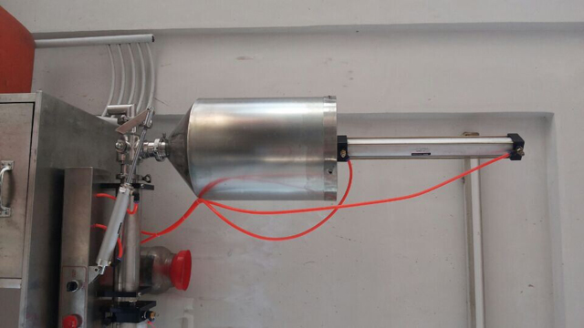 חלק פנאומטי למכונת מילוי.jpg