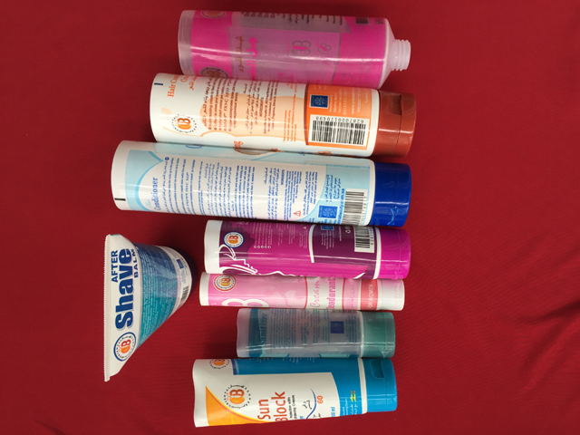 4 tubes in a row sealing samples אוטם צינורות 4 בשורה.jpg