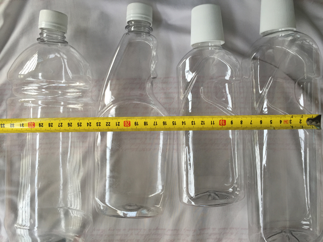 תוויות ובקבוקים.jpg