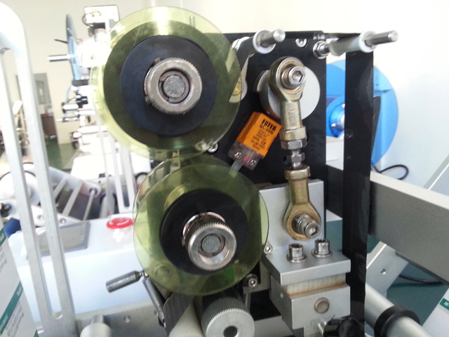 optional date printer מדפסת תאריך עבור labeler.jpg