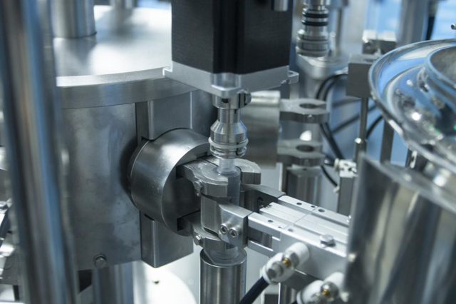 קו מילוי מזרקים (6).jpg