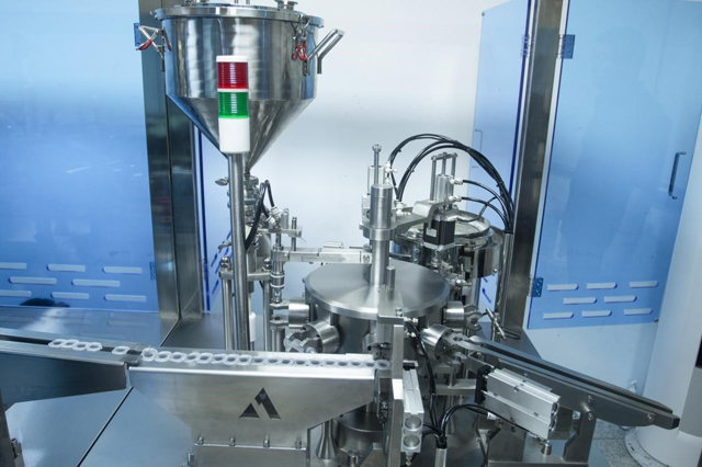 קו מילוי מזרקים (2).jpg