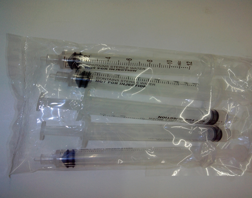 syringes מילוי מזרק closer.jpg