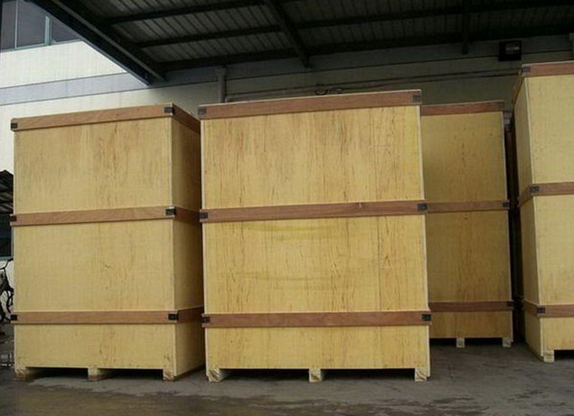 plywooden case packing for filling sealing אריזת מארז עץ למילוי צינורות איטום.jpg