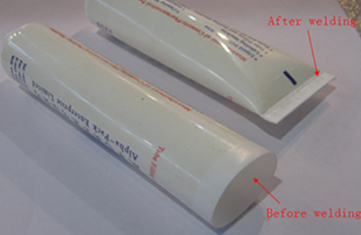 welding samples by ultrasonic tube sealer דגימות ריתוך על ידי אוטם צינורות קולי.jpg