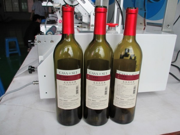 red wine bottles בקבוקים יין אדום.jpg