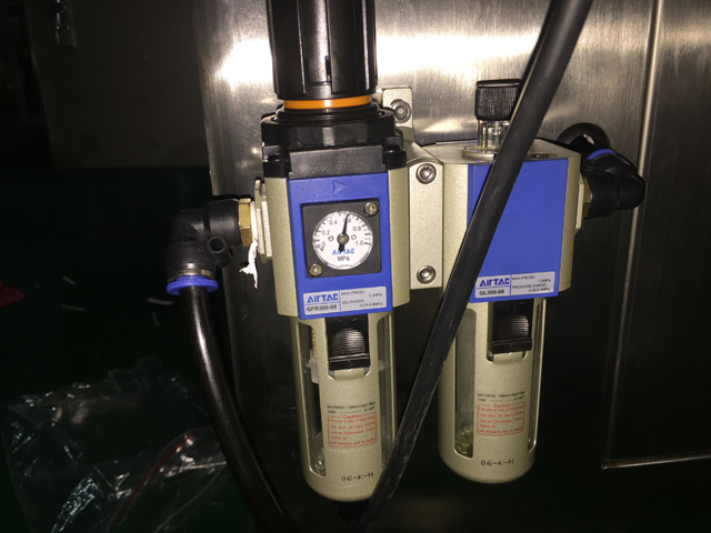 pneumatic part for filling sealing machine חלק פנאומטי למילוי מכונת איטום.jpg