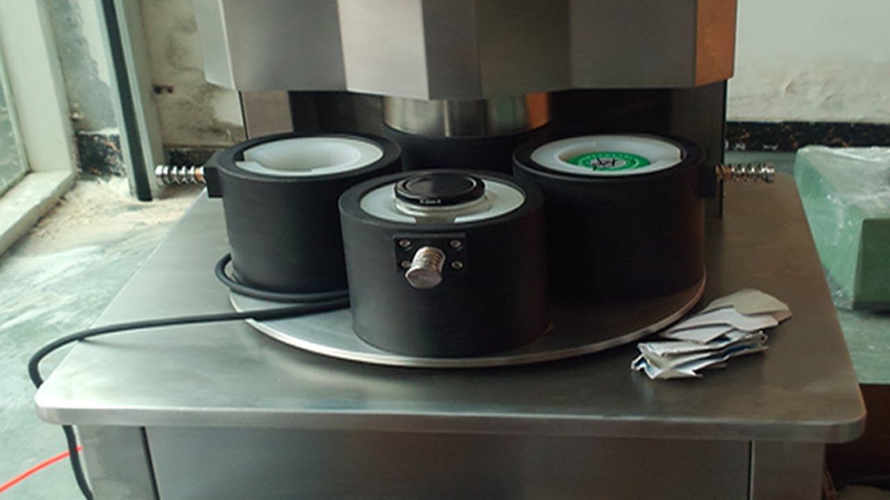 four heads vacuum capping machine semi automatic מכסה ואקום manual.jpg