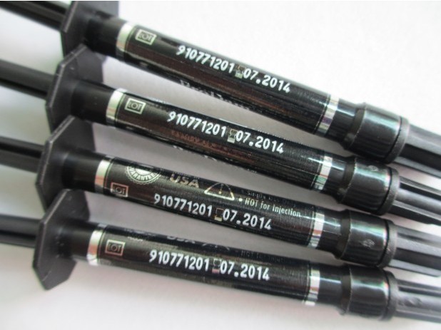 labeling printer machine for syringes תיוג מזרק printing.jpg