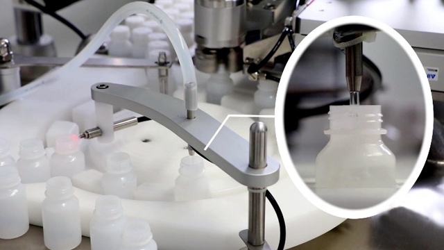 פרטים של tableop labeller.jpg