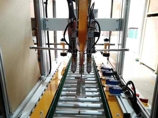 פרטי איטום קרטון.jpg