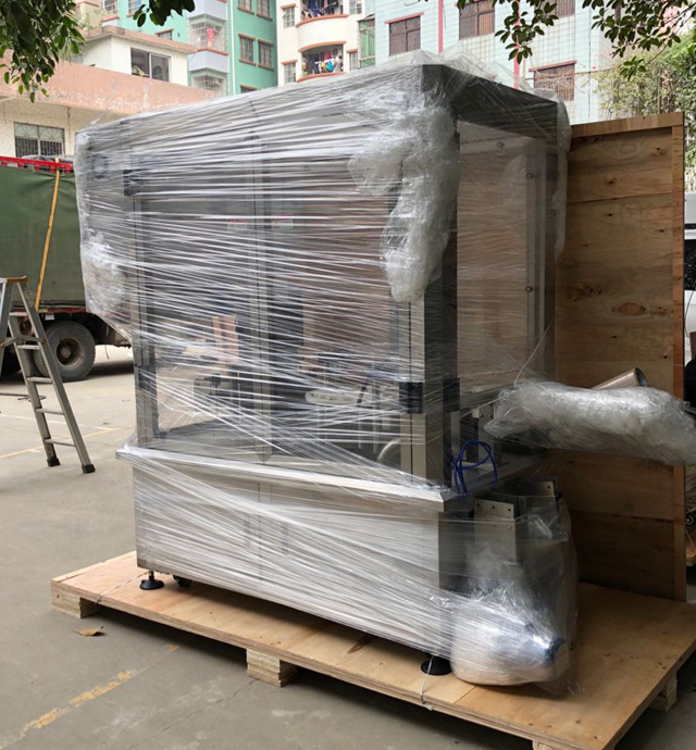 מכונת כיסוי צנצנות שמנת במארז עץ